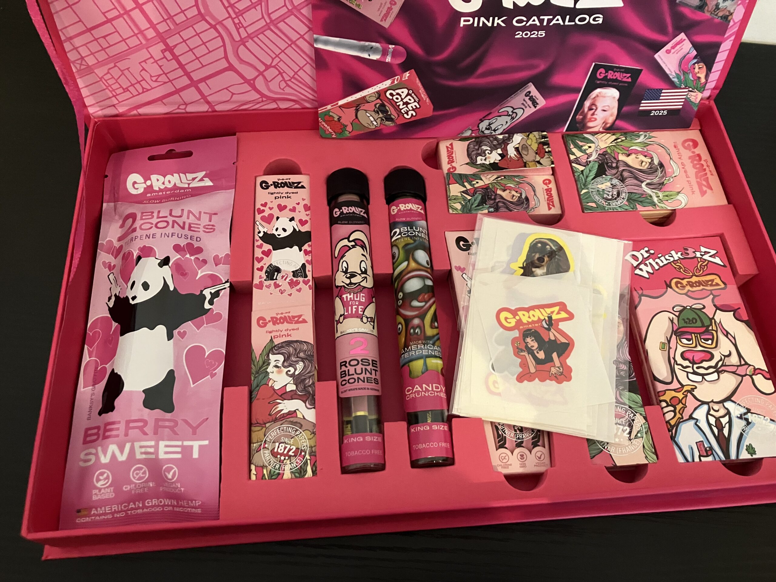 G-Rollz - Banksy Pink Cone Collection Gift Box - Image 3
