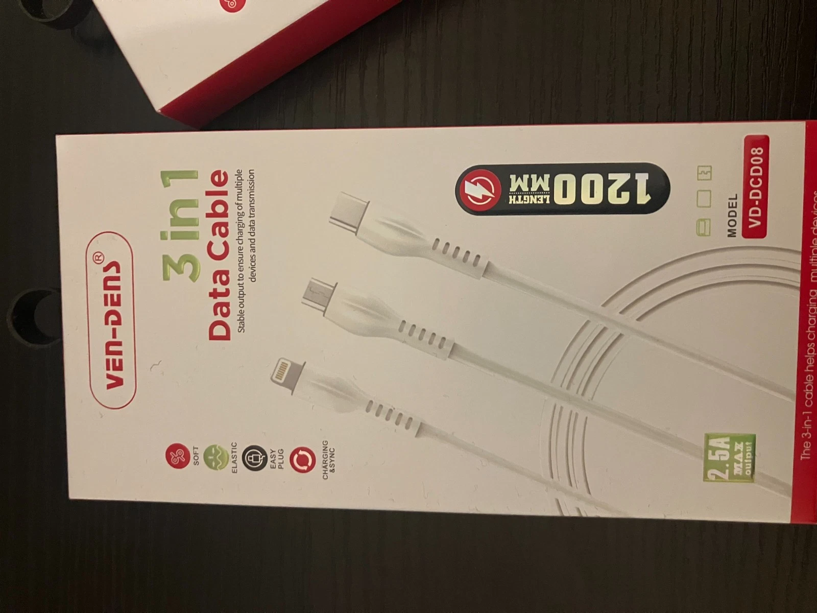 3 in 1 USB to type C lighting and Micro Charging Cable Black 1.2 Metre - Image 3