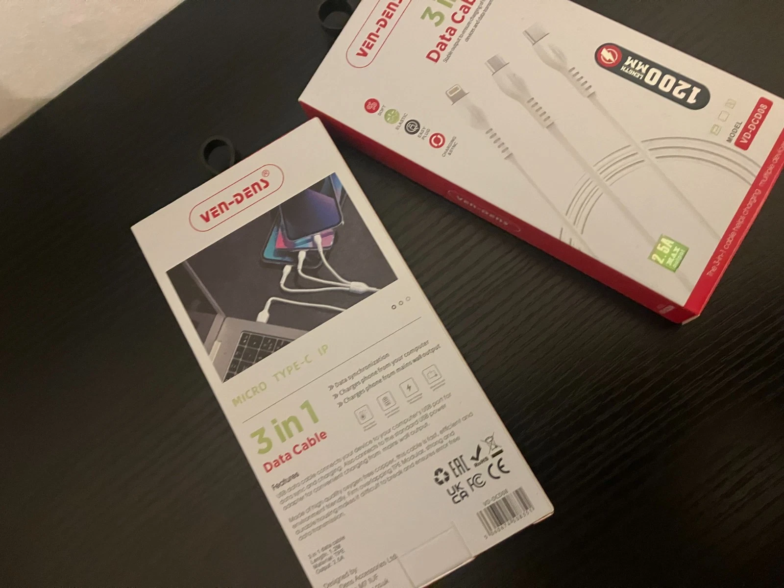 3 in 1 USB to type C lighting and Micro Charging Cable Black 1.2 Metre - Image 5